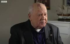 Осень демократа (rus) чужой среди своих. Mihail Gorbachyov Km Ru