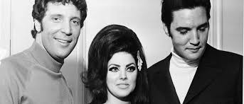 Victor pinansky, his wife elinore of acton, massachusetts, attorney david pinansky, his wife harriet of shavano park, texas. Tom Jones Seine Frau Litt An Depressionen Promiflash De