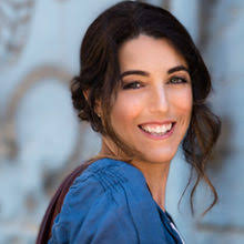 Andrea Yager's Instagram, Twitter & Facebook