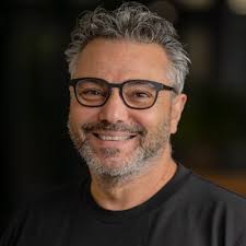 Last Friday I had the privilege of being admitted as a lawyer in the  Supreme Court of NSW after nearly 6 years of study. A big thank you to my  family and