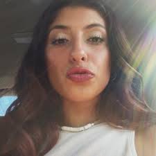 Veronica Caputo (@veronicacaputo_)