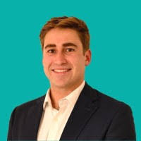 Chris Lingard's Instagram, Twitter & Facebook