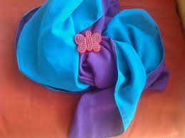 Hal serupa juga berlaku untuk warna biru gelap dan ungu. 22 Jilbab Ungu Tosca Trend Masa Kini