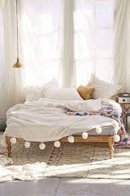 No Headboard Ideas Bedroom With Tassel Blanket Home Bedroom Bohemian Platform Bed Bedroom Inspirations