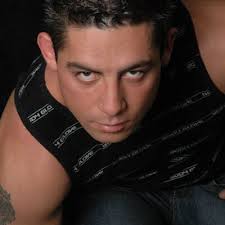 anibal saez (@anibal_saez)