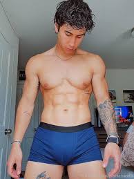 Liga dos novinhos pics.com / pin de emiikay em lea. Nudes Do Novinho Gostoso Evan Lamicella Blog Famosos Nus