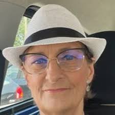 Véronique PETERSEN (LAGARDE), 63 ans (TOULON, CHARLEVILLE MEZIERES)