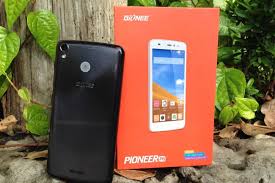 Mở hộp Gionee Pioneer P6:Thiết kế cứng ...