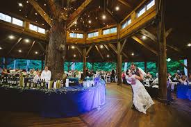 Fernstone Retreat Western Pennsylvania Rustic Wedding Venue Near Pittsburgh Pa Rustic Wedding Venues Wedding Venues Pa Wedding Venues