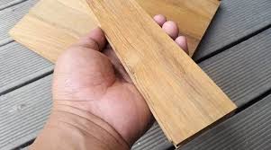 Kami menyediakan jasa pemasangan dengan kriteria : Harga Parket Kayu Jati Ukuran 5x25cm Grade A Lantai Kayu Parket