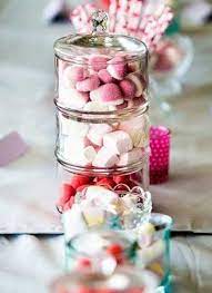 Vous pourrez inscire dessus, vos noms et prénoms, et date, lieu. Centre De Table Bonbons Je Fouine Tu Fouines Il Fouine Nous Fouinons