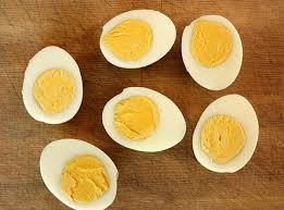 Así que apunta este truco viral para pelar un huevo cocido perfectamente. Recetas Sencillas 5 Maneras De Cocinar Los Huevos Pequerecetas