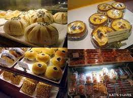 85 Degrees Bakery I Want Some Of Those Blueberry Pastry Bakery Cafe Bakery Yummy Food