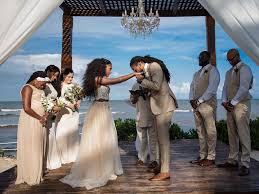 We did not find results for: 97 Wedding Pictures That Will Bring Tears To Your Eyes
