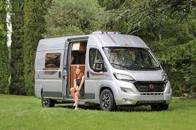 Du kannst bei dem aufbau unter campingbus, teilintegriert oder alkoven auswählen. Kauf Tipp Gunstige Campingbusse 2021 20 Marken Mit Modellen Unter 40 000 Euro Campingbus Suv Camping Wohnmobil Gebraucht Kaufen