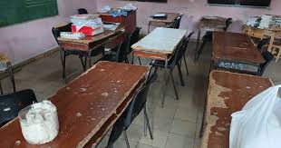 Madre cubana estalla por malas condiciones en escuela de su hijo para el nuevo curso