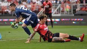 Oportunidade perdida tomás andrade (athletico paranaense), de cabeça do meio da área. Ibkil9djk3jgfm