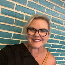 Cakes by B's Blue House Bakery