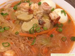 Seafood Sotanghon Soup Is A Tasty Filipino Soup Made With Shrimps Fish Balls And Topped With Hard Boiled Sotanghon Soup Seafood Recipes Sea Food Salad Recipes