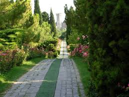 Find ideas and inspiration for cactus garden ideas to add to your own home. Parco Giardino Sigurta Most Beautiful Gardens Italian Garden Beautiful Gardens