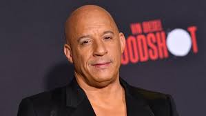 Vin diesel's side of the story begins in new york, where a young vin searched for a place he could fit in as a multicultural boy passionate about acting and dungeons & dragons. Vin Diesel Kena Amuk Tetangga Gara Gara Pengawal Pribadi