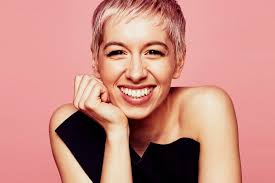 Wiwi Jury: United Kingdom's SuRie with "Storm"