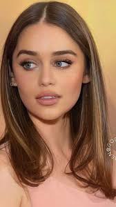 Pin van Adrien Brown op Pretty face