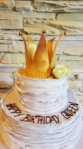 #psbackparadies #perivesaranintarifleri hey meine lieben,heute gibt es mal ein ganz anderes video.wie zeigen euch wie wir unsere geburtstags torte gezaubert. Queen La Pralina