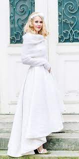 21 Impeccable Winter Wedding Dresses Wedding Dresses Guide Wedding Dress Outfit Winter Wedding Dress Wedding Dresses High Low