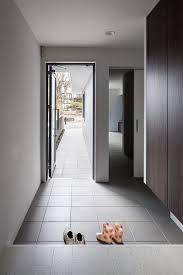 adorable house tokyo 2017 form kouichi kimura architects 家 玄関 ニッチ 飾り 建築