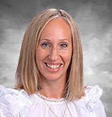 Judy Lowder's Instagram, Twitter & Facebook