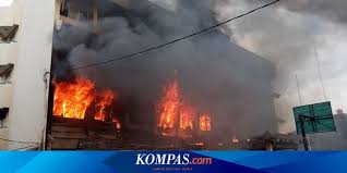 Rincian biaya pendaftaran dapat di akses melalui web di atas. Sejumlah Siswa Melompat Dari Ketinggian Saat Kebakaran Landa Smk Yadika 6 Pondok Gede Halaman All Kompas Com