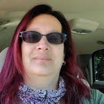 Rhonda Steadman's Instagram, Twitter & Facebook