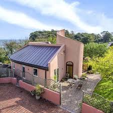 Grand Designs Curvy Seashell house in Shaldon for sale