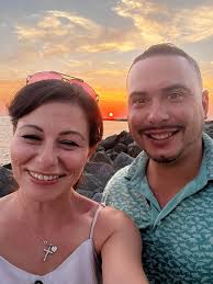 It's your 40th birthday!! Happy Happy Birthday to the most amazing man! The  day God brought you into this world is so easy to celebrate. You're the  definition of a Good man.