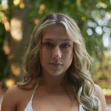 Beryl Grimes's Instagram, Twitter & Facebook