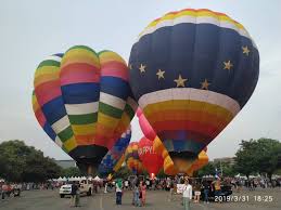 During my ride to putrajaya, i followed the goldwings convoi. Putrajaya Hot Air Balloon Fiesta 2019 Parenting Times
