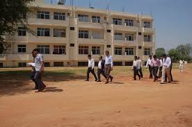 Compete now and improve your rankings. University Of Engineering And Management Uem Kolkata Pagalguy