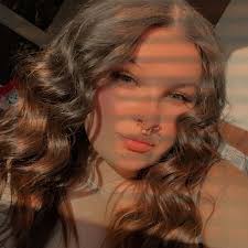 Where can I find a heat lightbulb for my gecko in the Clarenville area?