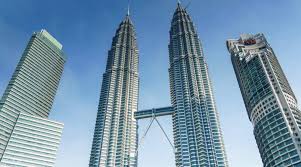 100 atau 1 hasil gambar akan memperlihatkan bentuk atap, pintu dan jendela, model bangunan ataupun tinggi. Ini Dia 7 Gedung Pencakar Langit Paling Terkenal Di Dunia
