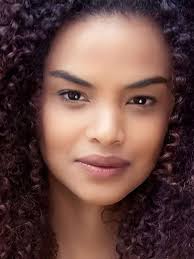 Lucy Ramos anuncia primeira gravidez aos 42 anos: 'Algo extraordinário'