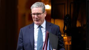 Khủng hoảng chính trị bủa vây Thủ tướng Anh Keir Starmer