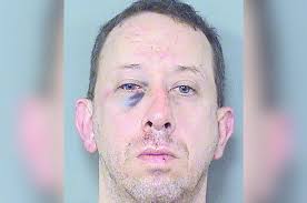 Ex-NFL CB Tony Beckham beats up man he says peeped