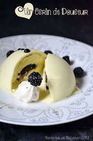 Sphere Chocolat Glace Vanille Mures Sphere Chocolat Mini Gateau Omelette Norvegienne