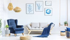 A great way to make a small living room feel larger is to keep it meticulously tidy and in order to do that, everything in the room needs to have its proper place. Five Wall Decor Ideas For Small Apartments Roofandfloor Blog
