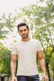 He also has a younger sister named ritika bhavnani. Ranveer Singh On His Advice To Young Actors Do It For The Right Reasons Do It Simply Because You Love Performing Vogue India