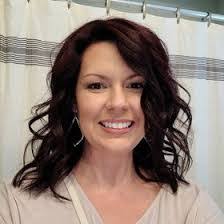 Crystal Goff's Instagram, Twitter & Facebook