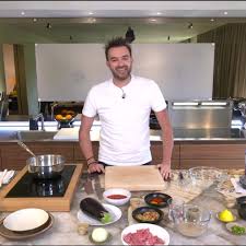 Cyril Lignac Toutes Ses Photos Sur Tele Loisirs Recette Cyril Lignac Cyril Lignac Cuisine