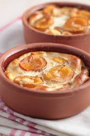 Clafoutis Leger Aux Mirabelles Par Alain Ducasse Recette Recette Clafoutis Clafoutis Aux Abricots Recette Clafoutis Aux Abricots