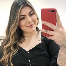 Larissa Ranieri (@_eulariranieri)